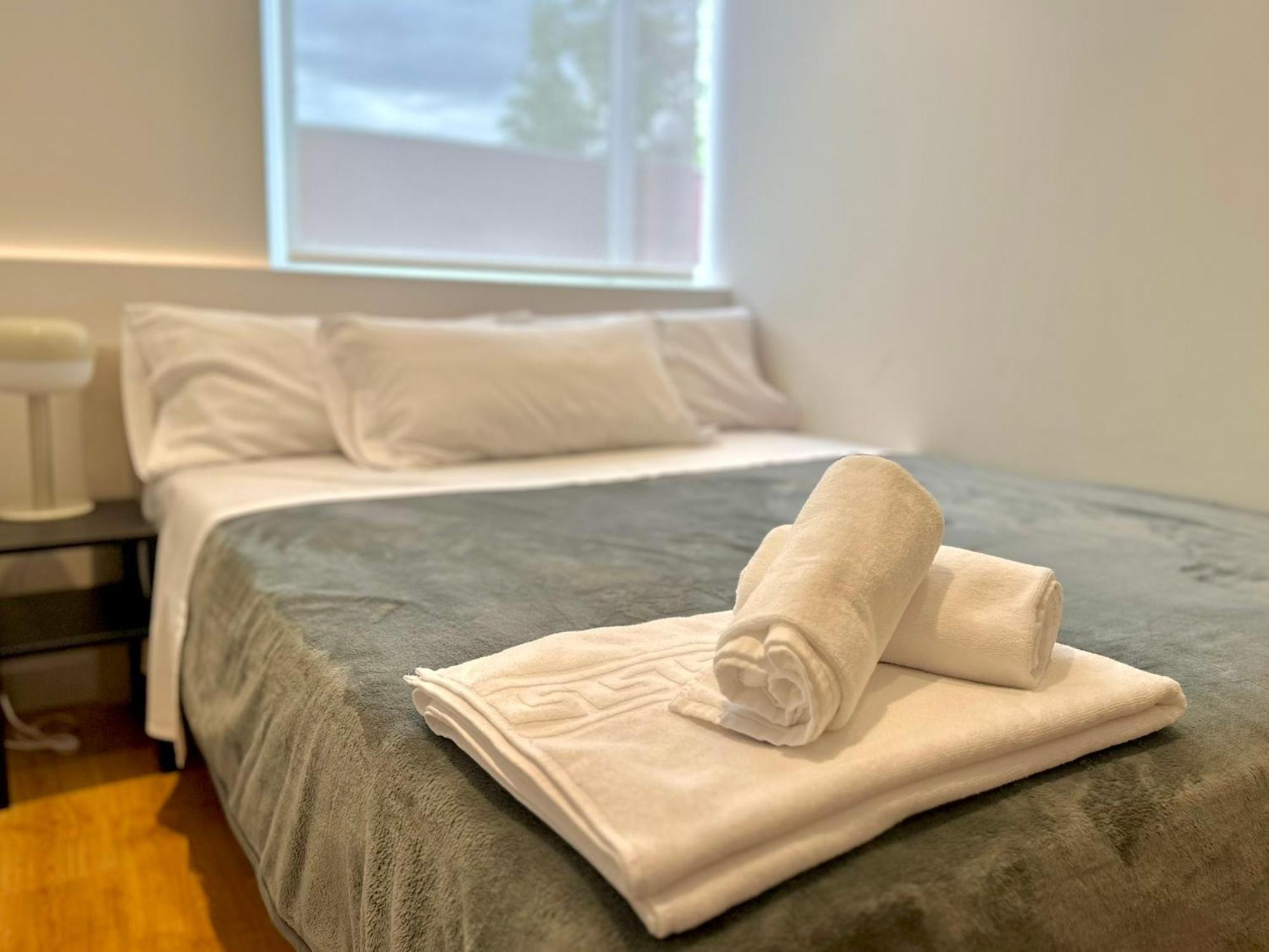 Apartamentos Noviembre Madrid Kültér fotó
