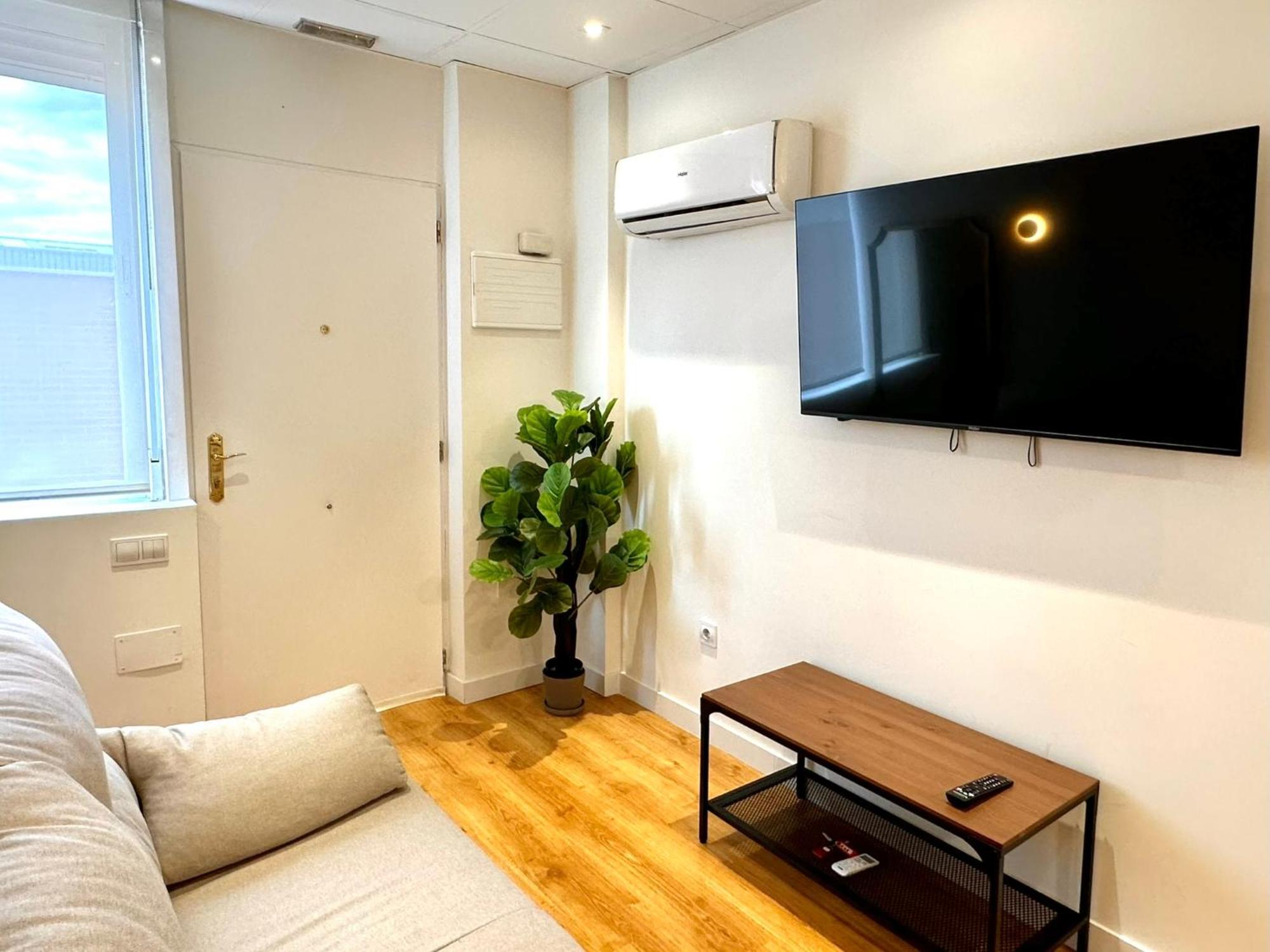 Apartamentos Noviembre Madrid Kültér fotó