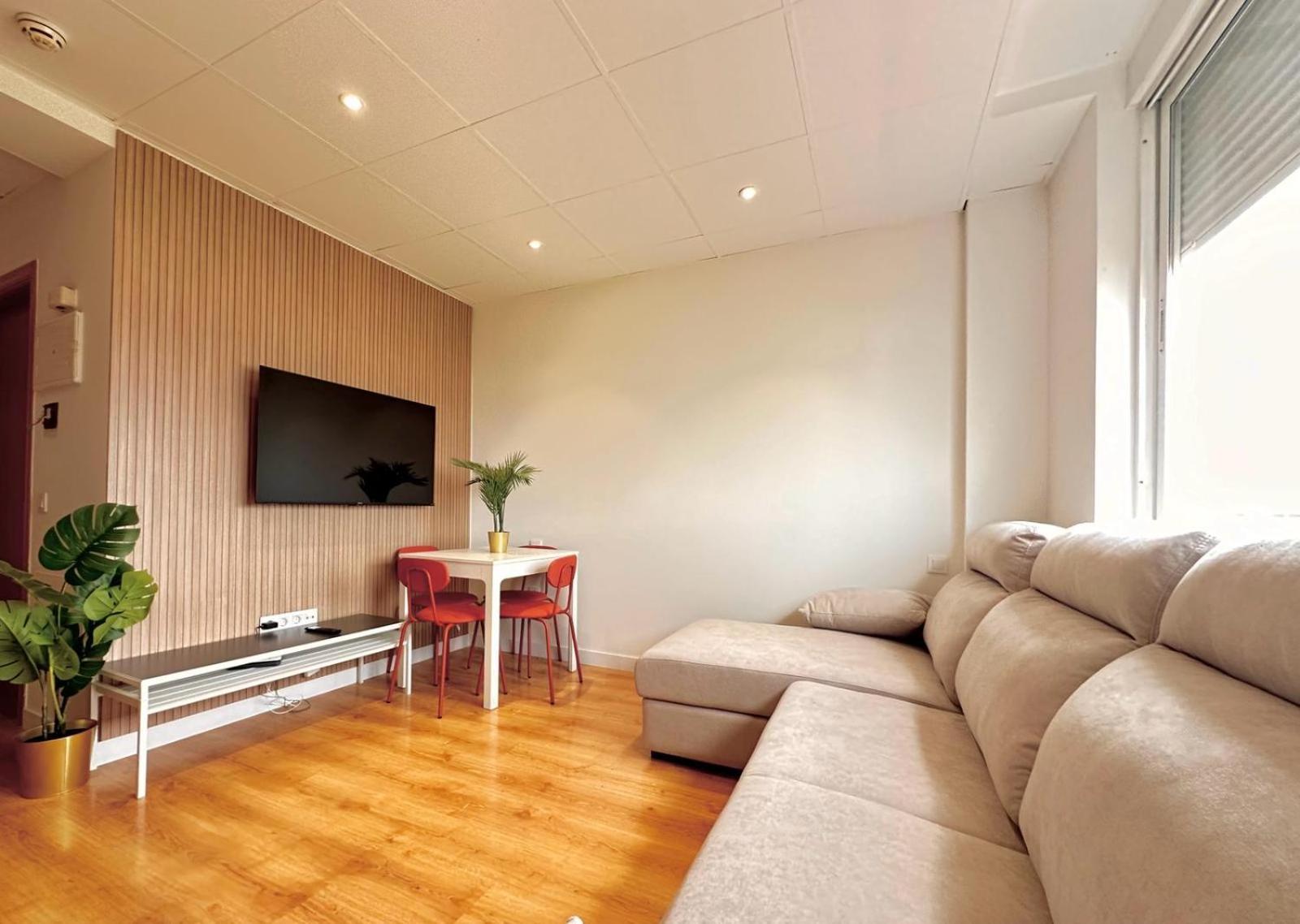 Apartamentos Noviembre Madrid Kültér fotó