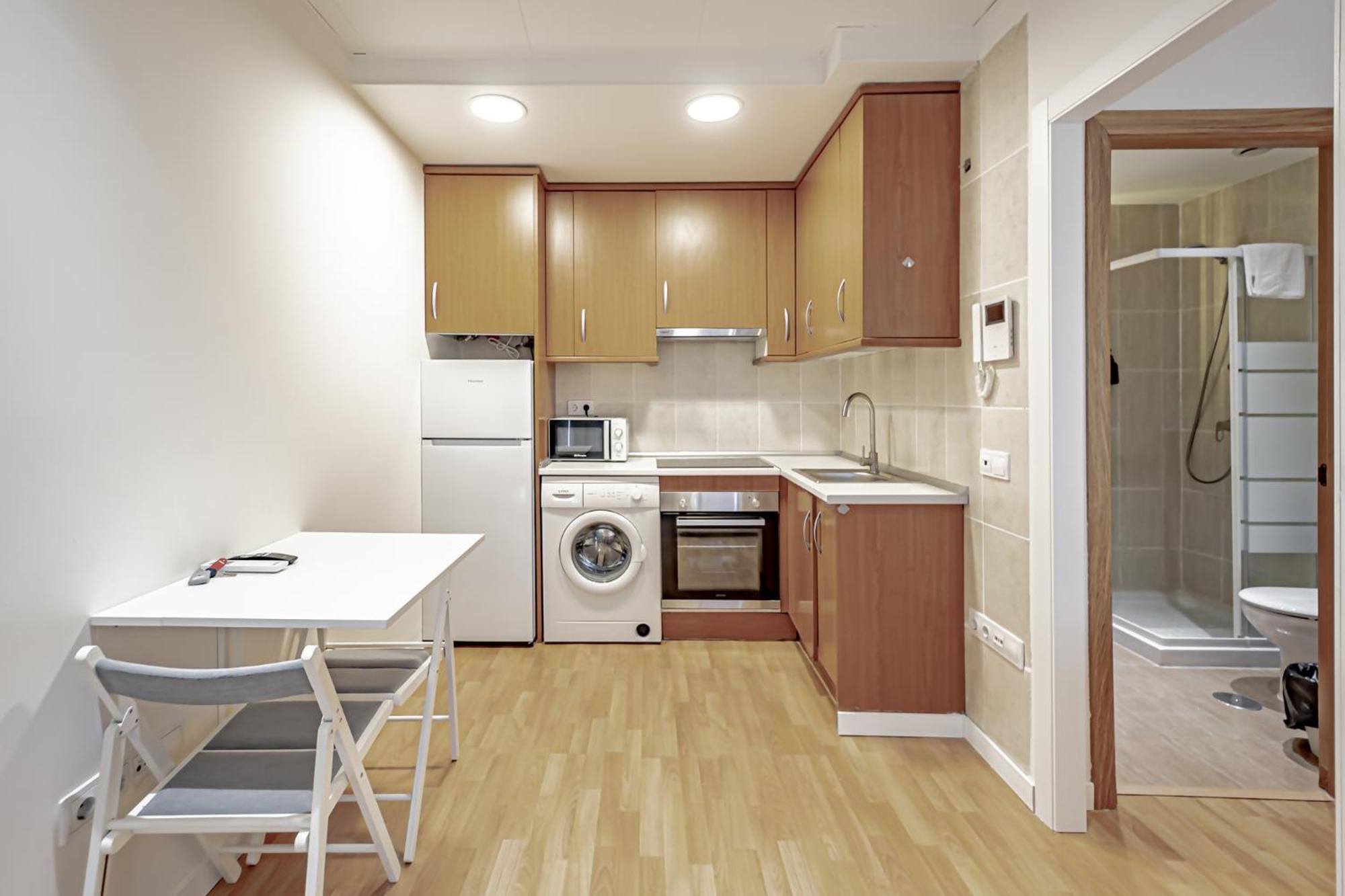 Apartamentos Noviembre Madrid Kültér fotó