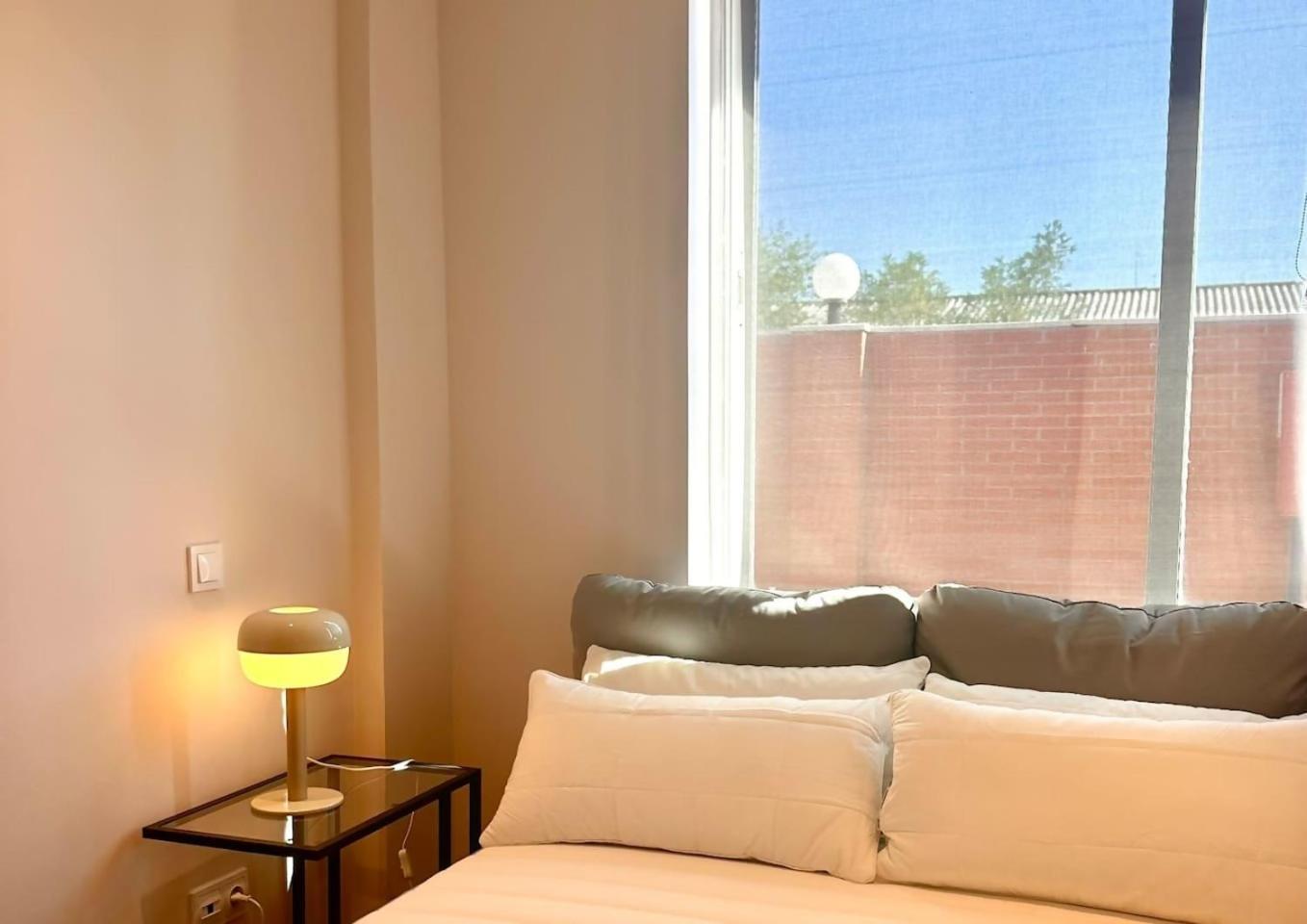 Apartamentos Noviembre Madrid Kültér fotó