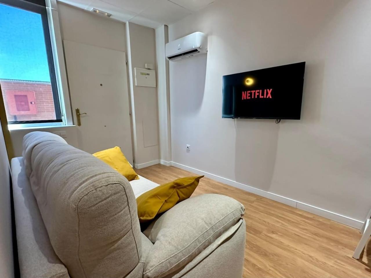 Apartamentos Noviembre Madrid Kültér fotó